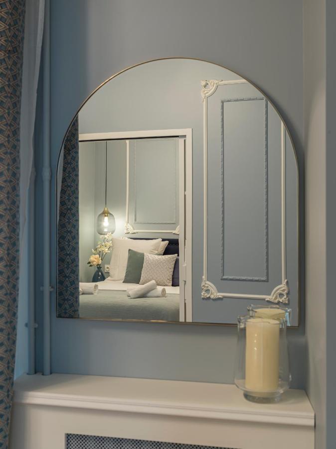 The Pompadour Suite Paris Exterior foto